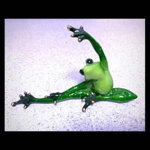 Yoga Frog Resin Trinket